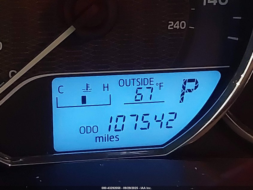 2015 TOYOTA COROLLA LE 2T1BURHE8FC440919