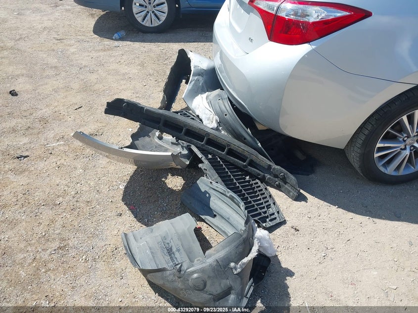 2015 TOYOTA COROLLA LE PLUS - 5YFBURHEXFP320202