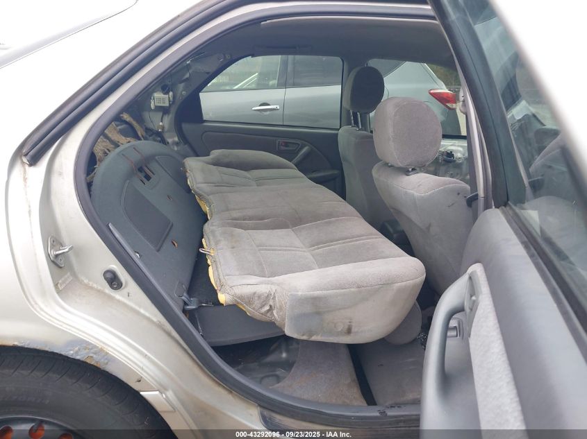 2000 Toyota Camry Ce VIN: 4T1BG22K3YU712131 Lot: 43292096