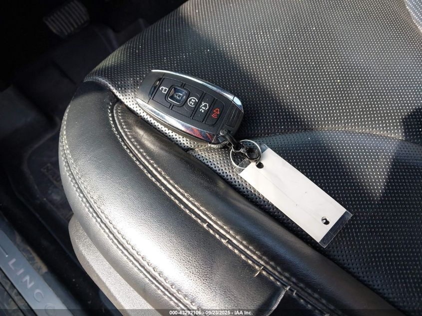 2019 Lincoln Nautilus Reserve VIN: 2LMPJ8LP3KBL27996 Lot: 43292106