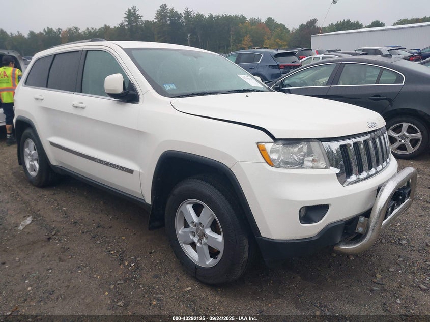 JEEP GRAND CHEROKEE LAREDO