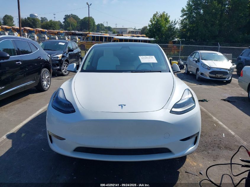 2023 Tesla Model Y Awd/Long Range Dual Motor All-Wheel Drive VIN: 7SAYGDEE8PF633550 Lot: 43292141