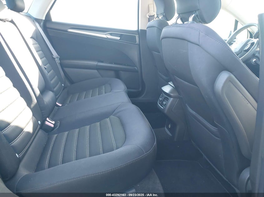 2013 Ford Fusion Se VIN: 3FA6P0HRXDR150136 Lot: 43292163