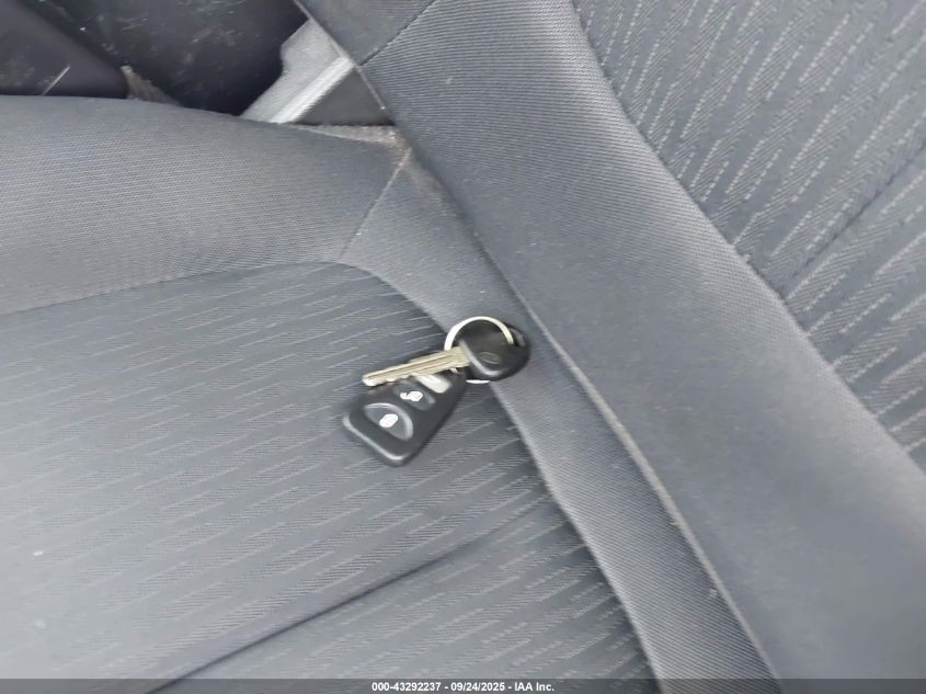 2008 Kia Rondo Lx VIN: KNAFG525487220642 Lot: 43292237