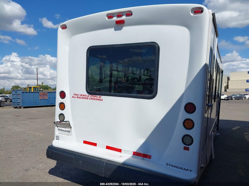 1FDFE4FS5KDC74314 2019 FORD ECONOLINE photo no. 4