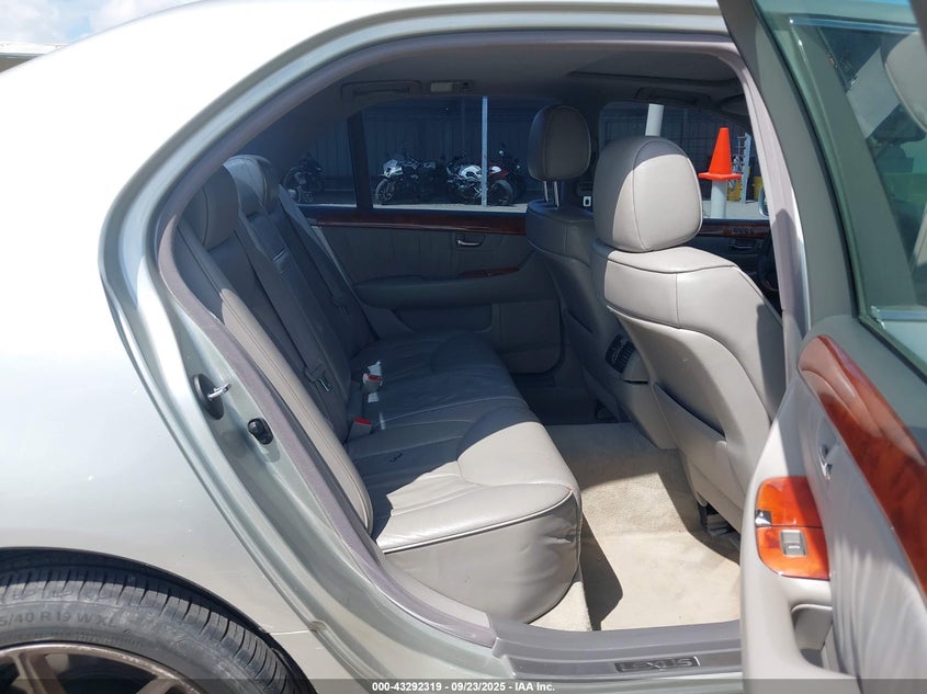 2001 Lexus Ls 430 VIN: JTHBN30FX10039081 Lot: 43292319