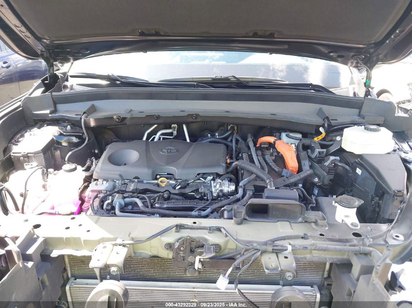 2025 Toyota Grand Highlander Hybrid Le VIN: 5TDACAB57SS040957 Lot: 43292329