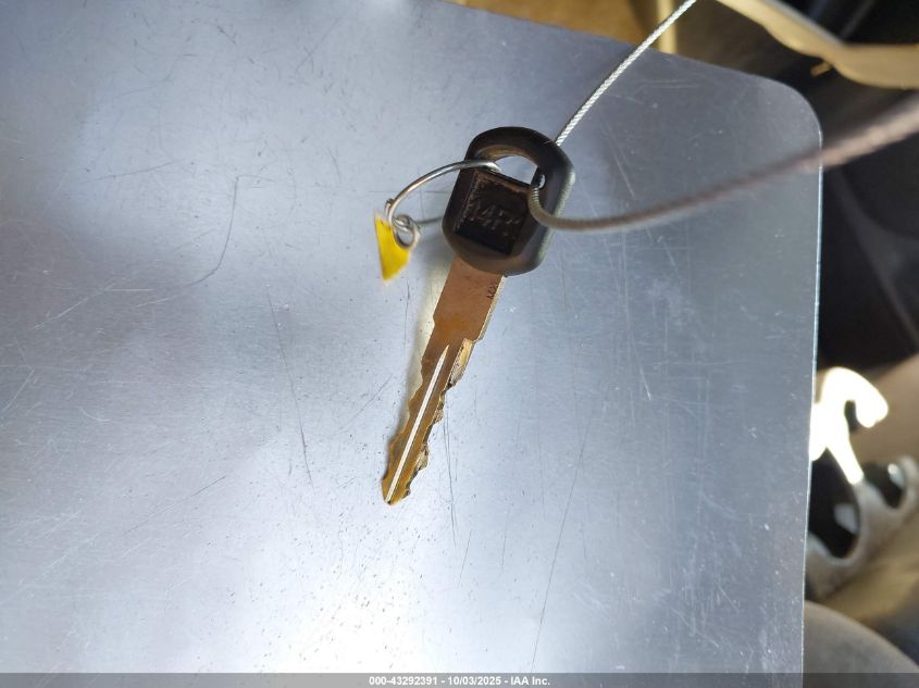 2005 GMC Yukon Xl 1500 Sle VIN: 1GKFK16Z15J142590 Lot: 43292391