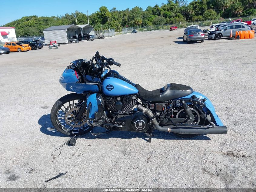 2013 Harley-Davidson Fltrx Road Glide Custom VIN: 1HD1KHM11DB660525 Lot: 43292417