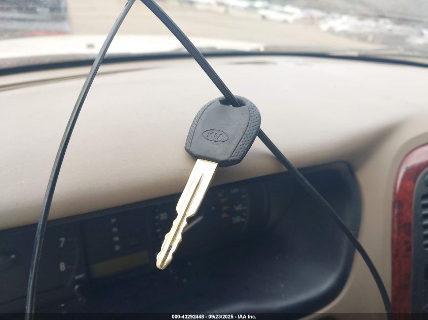 2004 Kia Optima VIN: KNAGD128145297331 Lot: 43292448