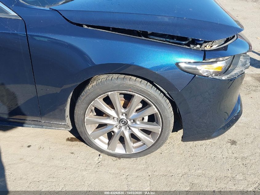 2019 Mazda Mazda3 Select Package VIN: 3MZBPAAL7KM111404 Lot: 43292530