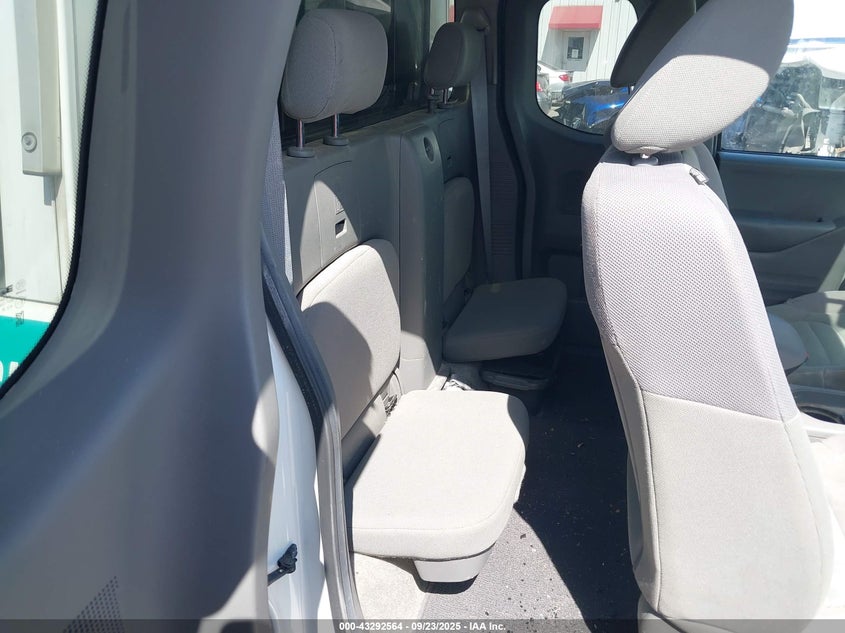 2016 NISSAN FRONTIER S/SV-I4 - 1N6BD0CT5GN716793