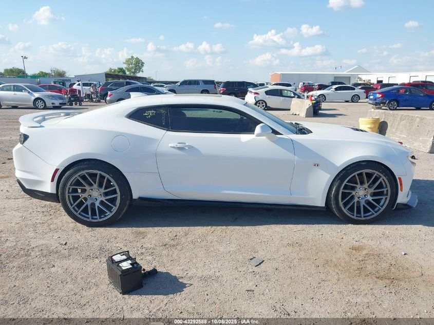 2019 Chevrolet Camaro 2Ss VIN: 1G1FH1R74K0156594 Lot: 43292588