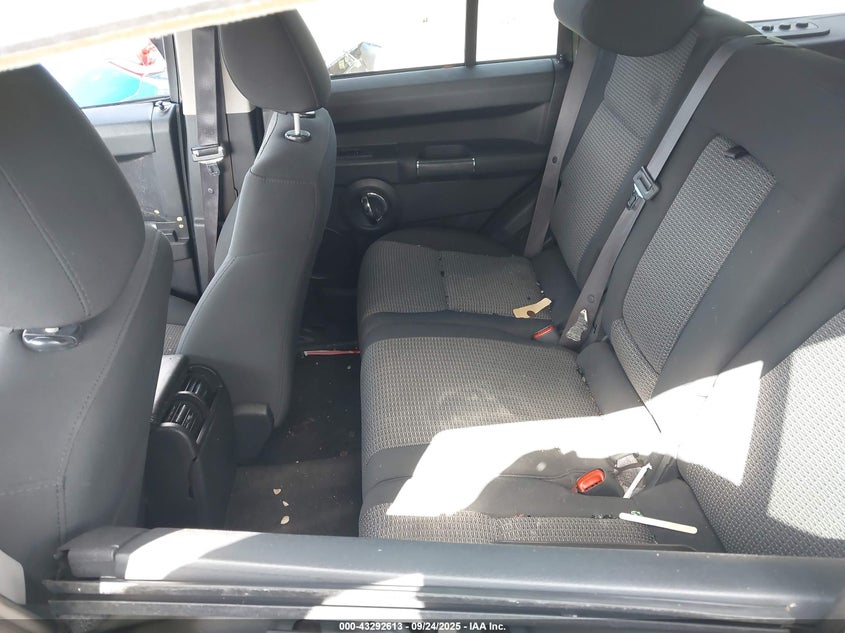 2009 Jeep Commander Sport VIN: 1J8HG48K39C509838 Lot: 43292613