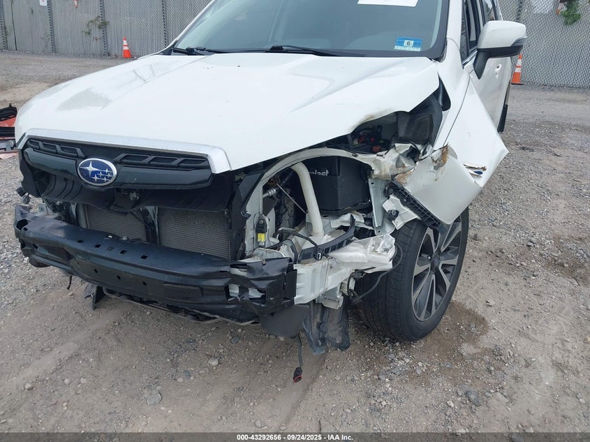 2017 Subaru Forester 2.0Xt Touring VIN: JF2SJGWC4HH572414 Lot: 43292656