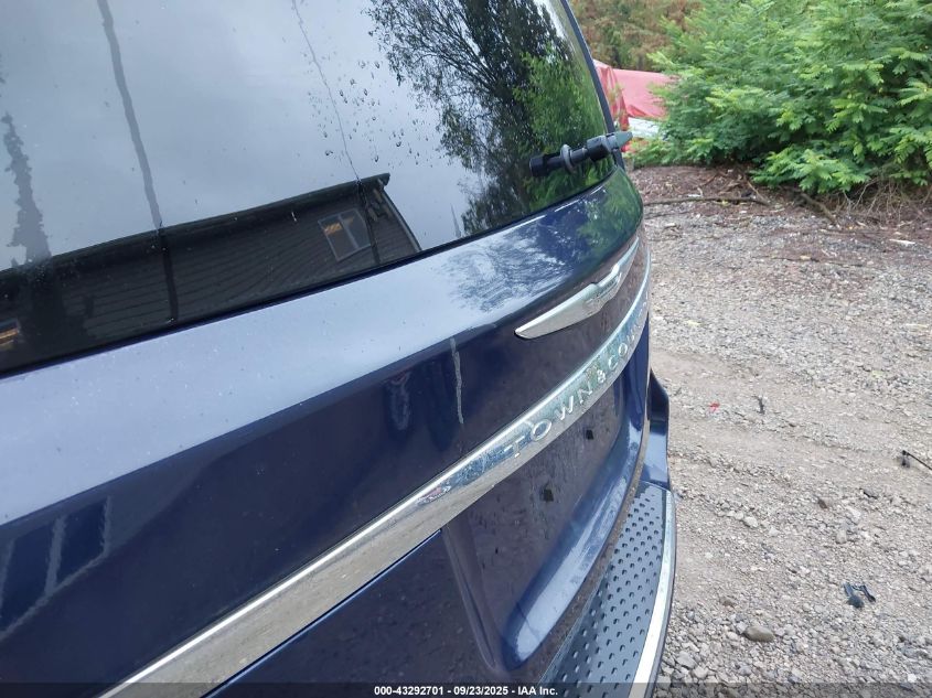 2012 Chrysler Town & Country Touring-L VIN: 2C4RC1CG4CR245231 Lot: 43292701