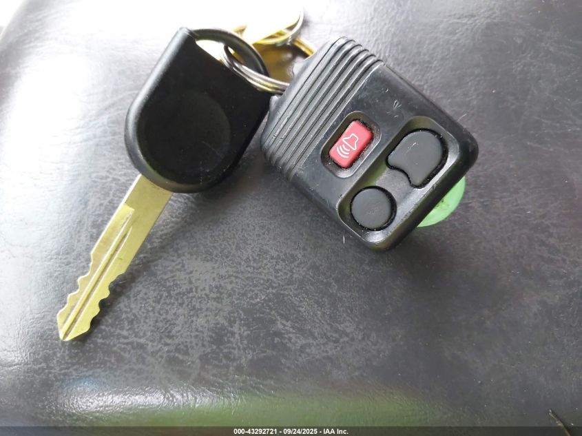 2007 Mercury Mariner Luxury VIN: 4M2YU81107KJ04235 Lot: 43292721