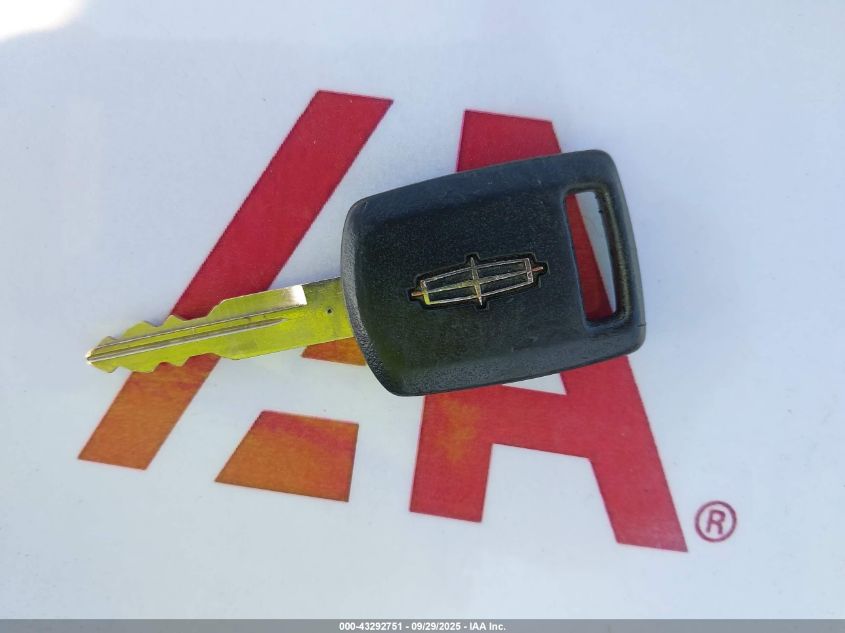 2007 Lincoln Navigator Ultimate VIN: 5LMFU28527LJ01780 Lot: 43292751