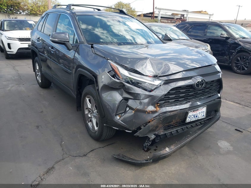 2023 TOYOTA RAV4 XLE - 2T3W1RFV0PC231017