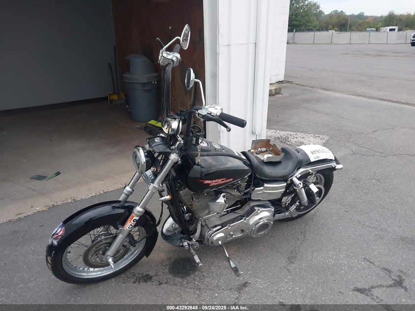 1HD1GMW194K303617 2004 HARLEY-DAVIDSON SUPER GLIDE photo no. 2