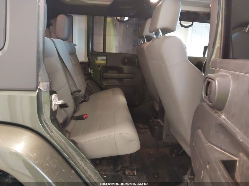 2008 Jeep Wrangler Unlimited Sahara VIN: 1J4GA59158L504309 Lot: 43292936