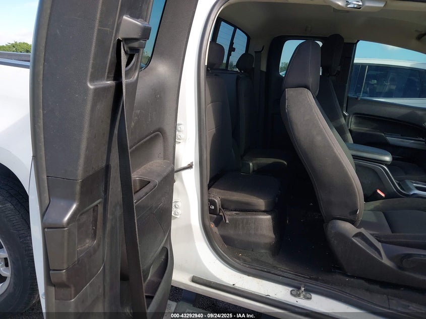 2019 Chevrolet Colorado Lt VIN: 1GCHSCEA0K1131569 Lot: 43292940