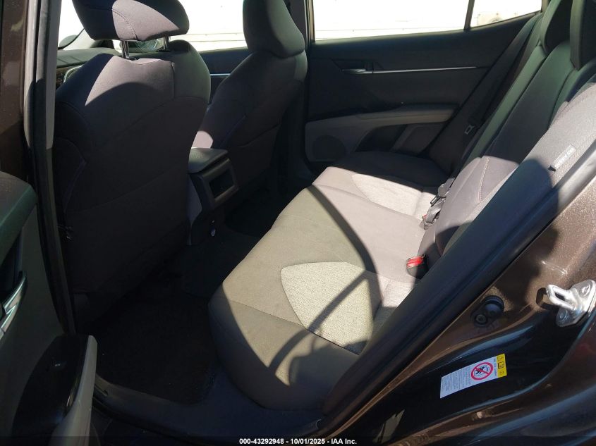 2018 Toyota Camry Le VIN: JTNB11HK7J3008531 Lot: 43292948