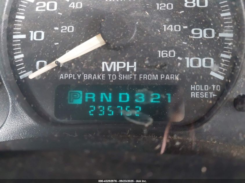 2002 Chevrolet Suburban 1500 Ls VIN: 1GNEC16T32J101297 Lot: 43292976