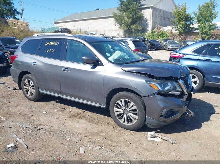 NISSAN PATHFINDER SV
