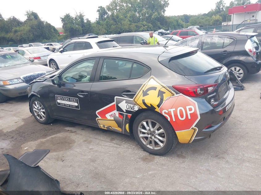 2018 MAZDA MAZDA3 SPORT - 3MZBN1K73JM265856