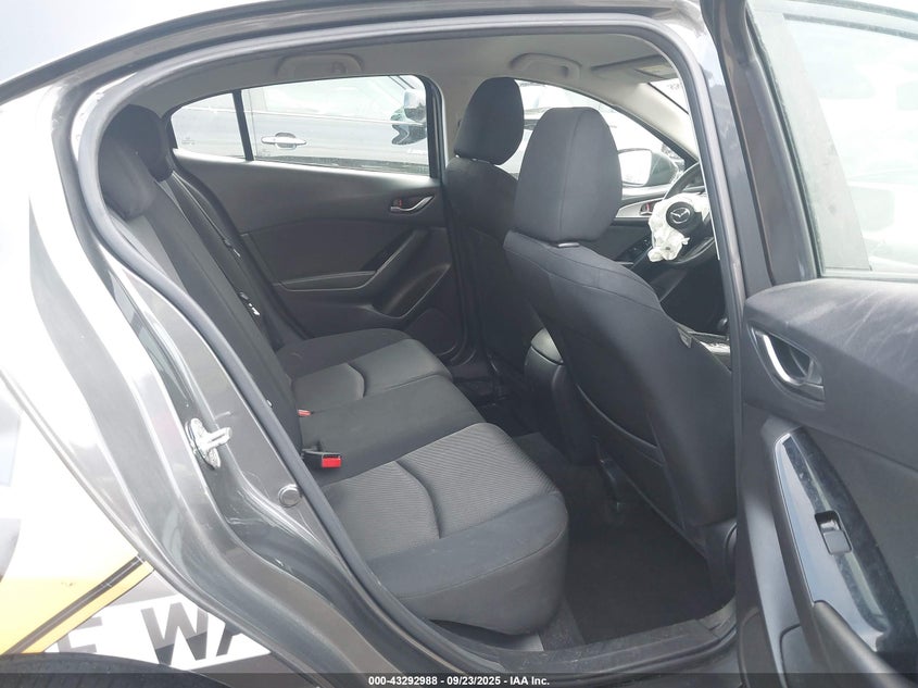 2018 MAZDA MAZDA3 SPORT - 3MZBN1K73JM265856