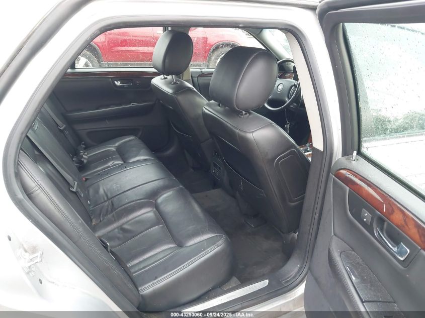 2010 Cadillac Dts Luxury Collection VIN: 1G6KD5EY0AU112013 Lot: 43293060