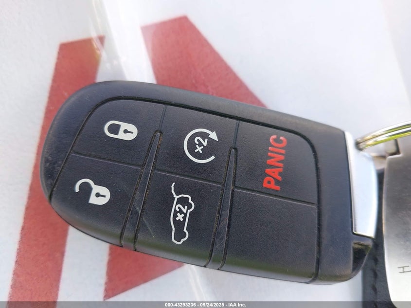 2020 JEEP GRAND CHEROKEE LIMITED 4X4 1C4RJFBG2LC256080