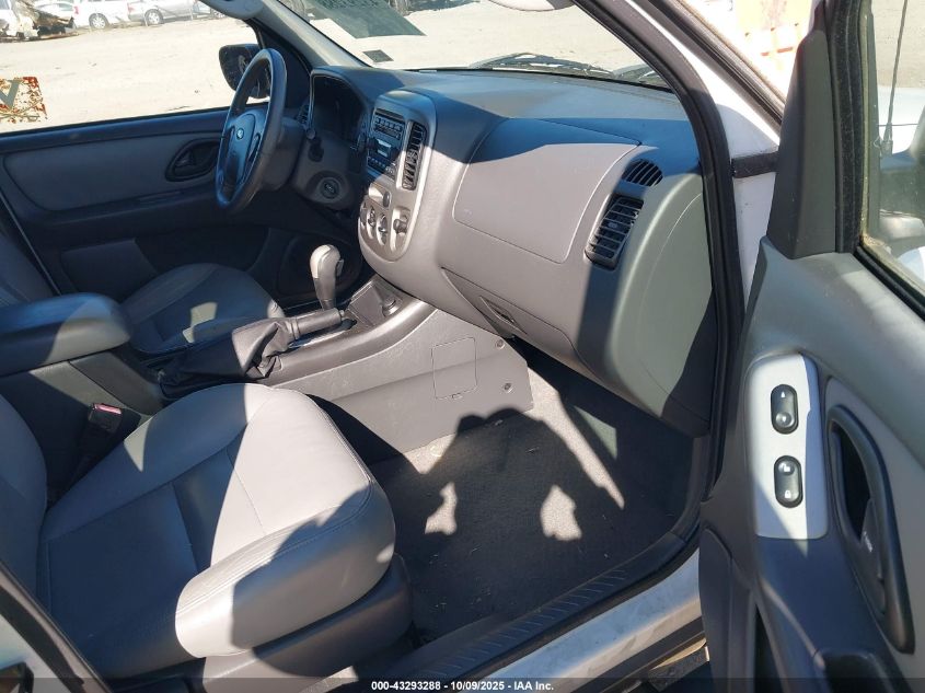 2005 Ford Escape Xlt VIN: 1FMCU93105KB03310 Lot: 43293288