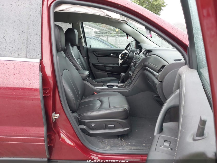 2017 CHEVROLET TRAVERSE 2LT - 1GNKRHKD0HJ228848