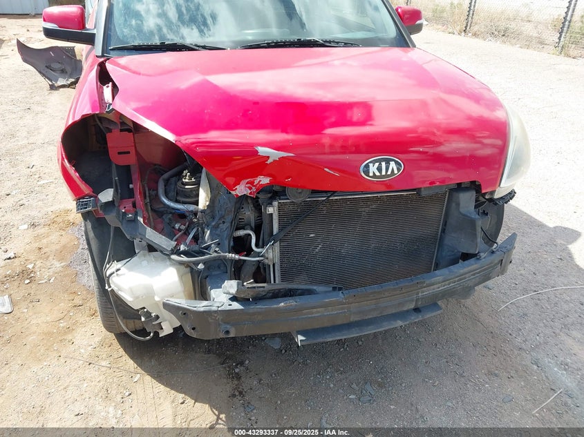 2013 KIA SOUL + - KNDJT2A60D7619530
