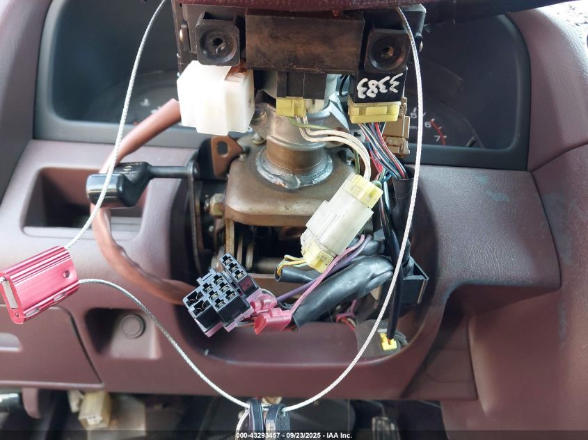 1994 Nissan Pathfinder VIN: NCS97158 Lot: 43293457