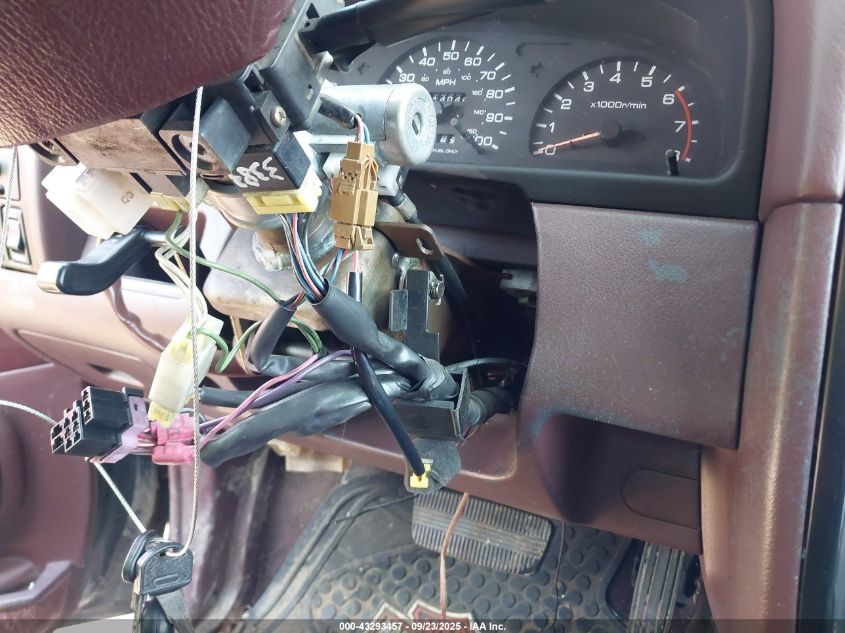 1994 Nissan Pathfinder VIN: NCS97158 Lot: 43293457