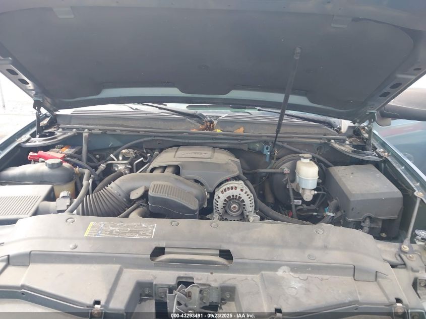 2010 Chevrolet Suburban 1500 Ls VIN: 1GNUCHE0XAR125785 Lot: 43293491