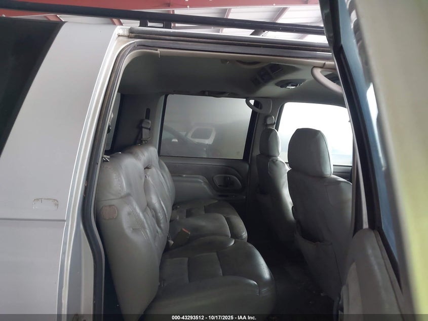 1997 Chevrolet Suburban 1500 VIN: 3GNFK16R3VG162229 Lot: 43293512