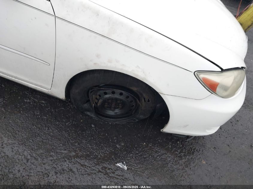 2004 Toyota Camry Le VIN: 4T1BE32K74U304477 Lot: 43293518