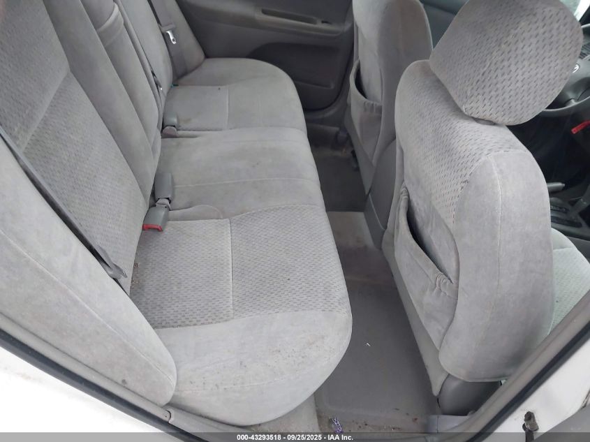 2004 Toyota Camry Le VIN: 4T1BE32K74U304477 Lot: 43293518