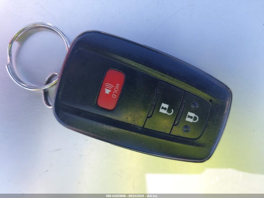 2020 Toyota Rav4 Xle VIN: 2T3W1RFV5LC047668 Lot: 43293606