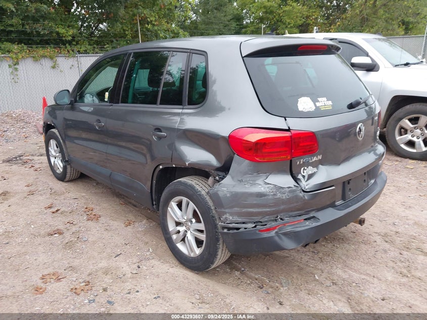2013 VOLKSWAGEN TIGUAN S - WVGBV3AX4DW606181