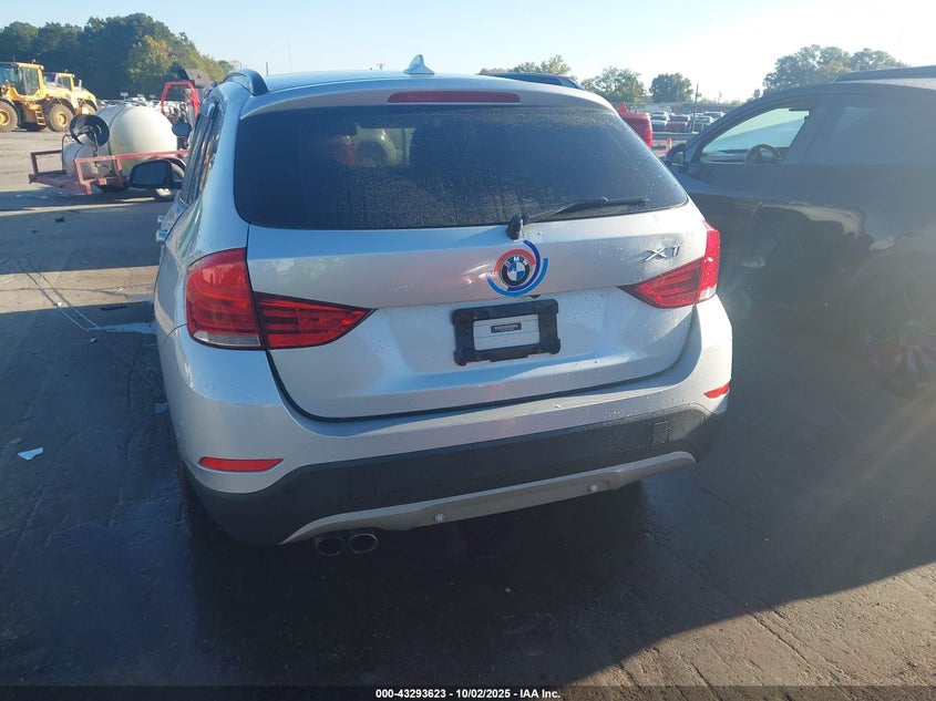 2015 BMW X1 XDRIVE28I WBAVL1C51FVY38069