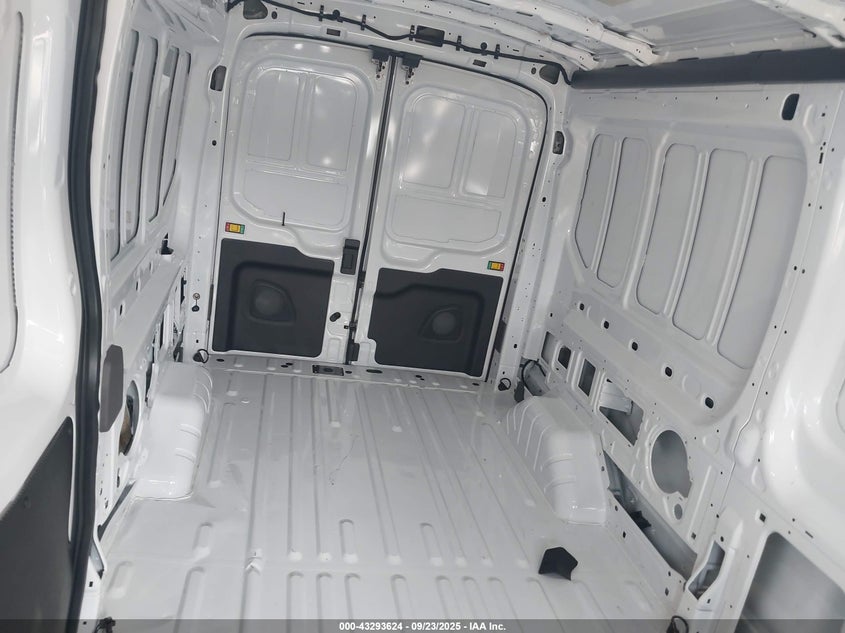 2025 Ford Transit-250 VIN: 1FTBR1C83SKB09775 Lot: 43293624
