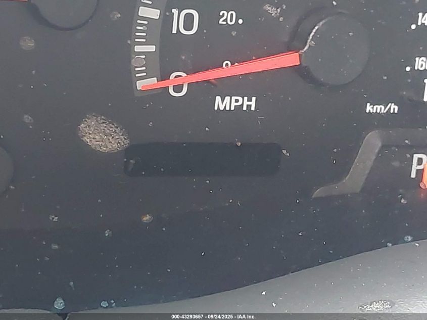 2000 Ford Expedition Xlt VIN: 1FMRU1566YLB21491 Lot: 43293657