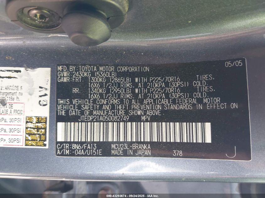 2005 Toyota Highlander V6 VIN: JTEDP21A050082749 Lot: 43293674