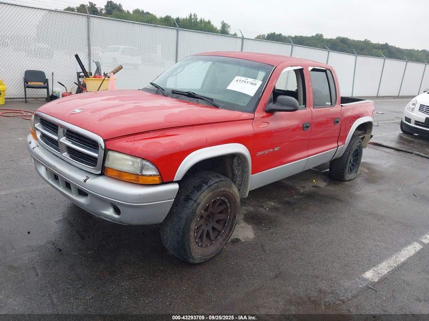 1B7HG48N22S644435 2002 DODGE DAKOTA photo no. 2