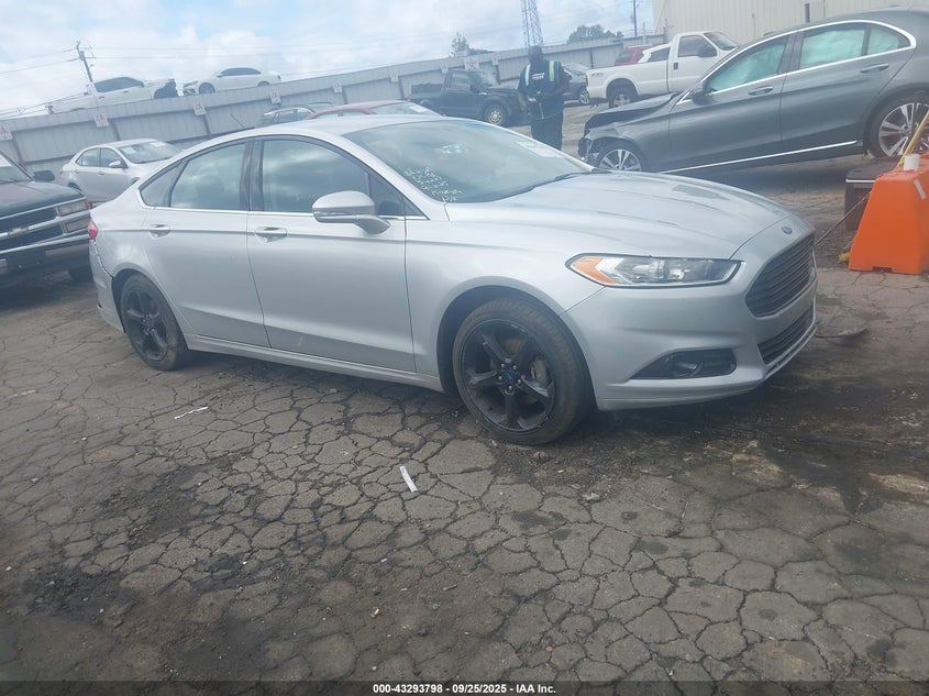 FORD FUSION SE